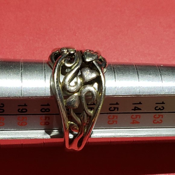 925 Sterling Silver Heart Ring - Picture 5 of 6